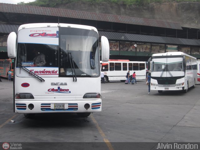 Garajes Paradas y Terminales Caracas por Alvin Rondn