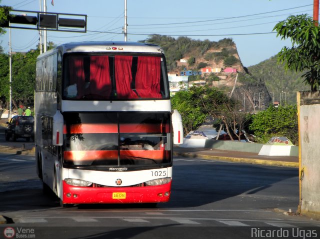 Expresos Camarg�i 1025 por Ricardo Ugas