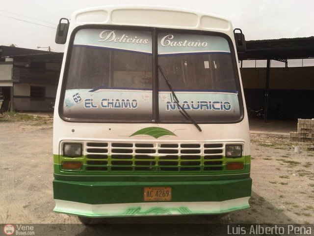 AR - Unin de Conductores Delicias - Castao 65 por Luis Alberto Pea