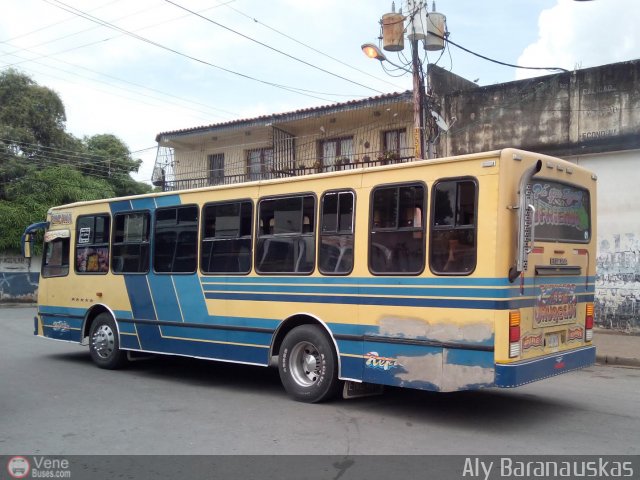 CA - U.C. La Monumental 01 por Aly Baranauskas