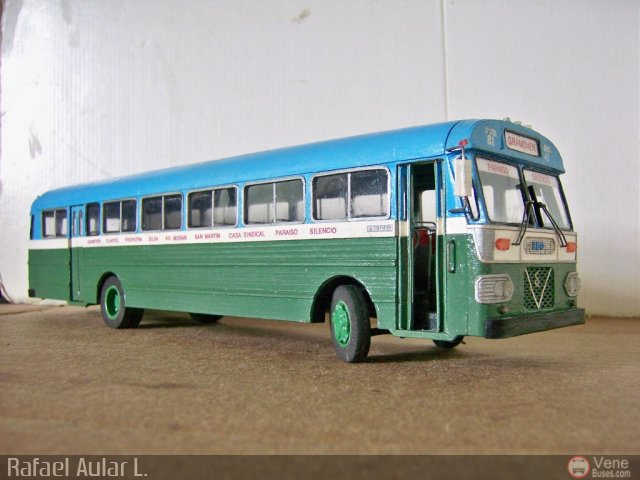 Maquetas y Miniaturas 41 ruta 81 ICEP por Rafael Aular