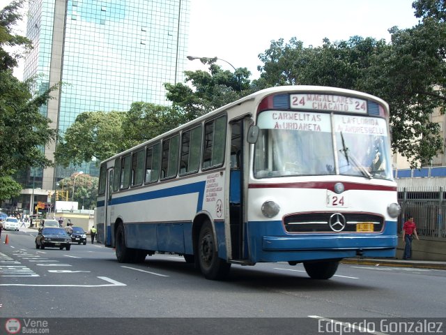 DC - Colectivos Solven 024 por Alfredo Montes de Oca