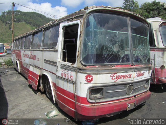 En Chiveras Abandonados Recuperacin 35 por Pablo Acevedo