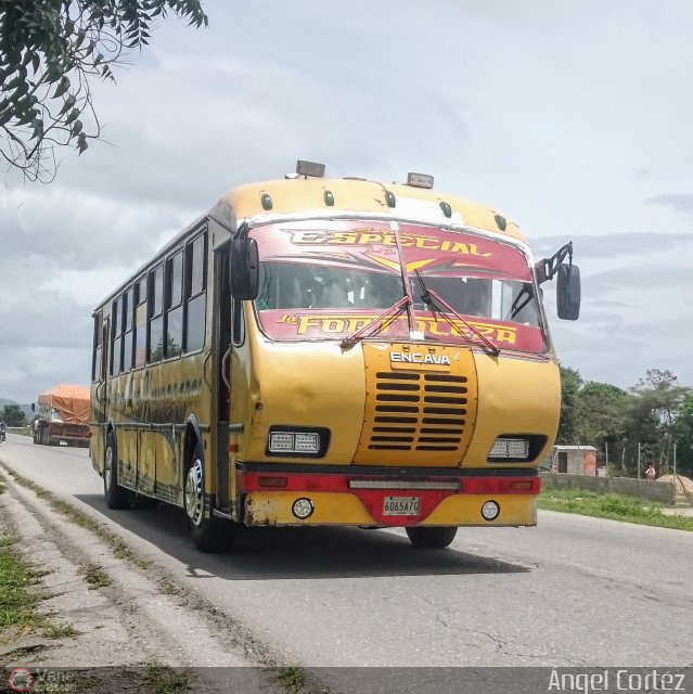 L�nea Los Humocaros 16 por �ngel Cort�z