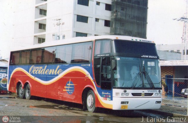 Expresos Occidente 175 por J. Carlos G�mez