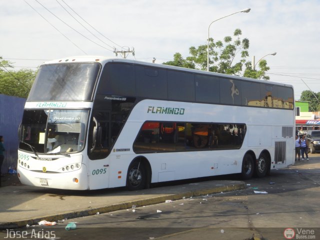 Expresos Flamingo 0095 por Jos� Arias