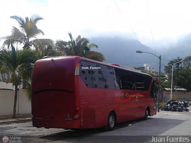 Expresos Vargas 01 por Juan Fuentes