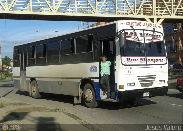 Colectivos La Raza C.A. 21 por Jess Valero