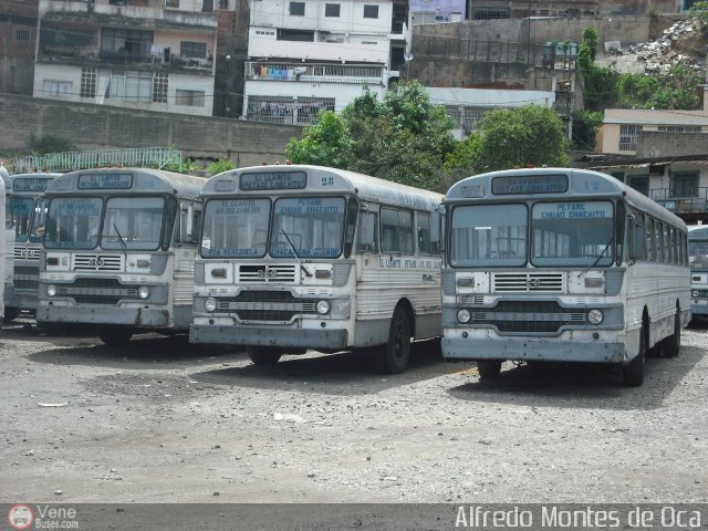 Garajes Paradas y Terminales Caracas por Alfredo Montes de Oca