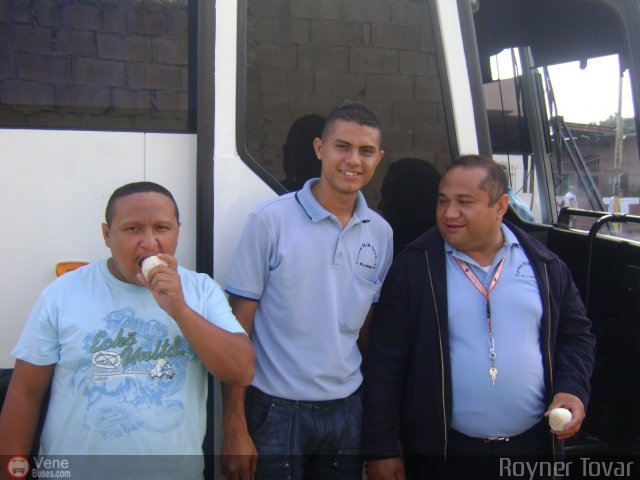 Profesionales del Transporte de Pasajeros Conductores por Royner Tovar