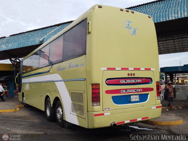 Expresos Horizonte 13 por Sebasti�n Mercado