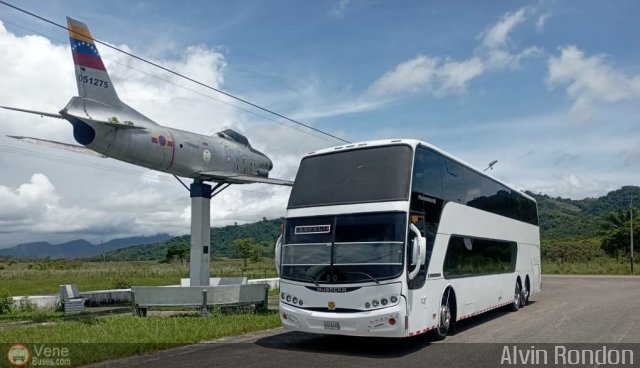 Particular NO USAR M�S 3055 por Alvin Rond�n