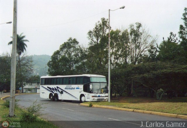 Expresos M�rida 0222 por J. Carlos G�mez