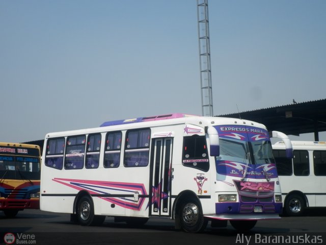 S.C. Expresos Mara 063 por Aly Baranauskas