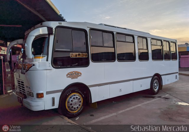 U.C. 23 de Enero 393 por Sebasti�n Mercado