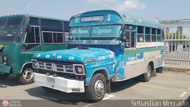 ZU - A.C. de Conductores Curva Villa Baralt 007 por Sebastián Mercado