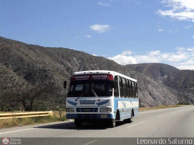 Expresos Mocot�es 12 por Leonardo Saturno