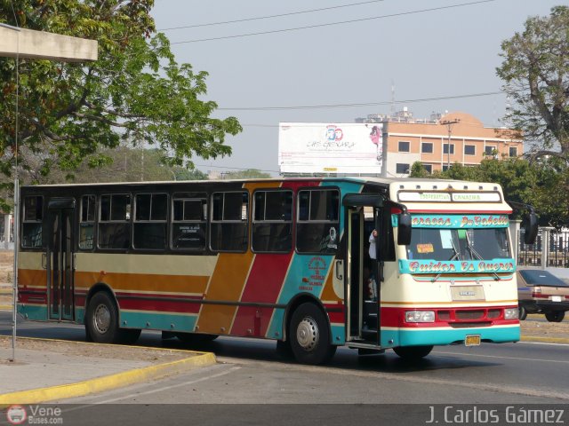 Cooperativa Canaima 32 por J. Carlos Gmez