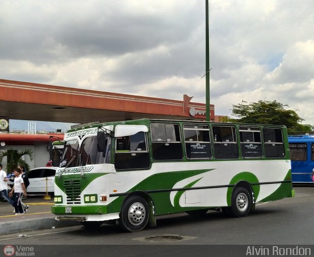 LA - Ruta 13 200 por Alvin Rondn