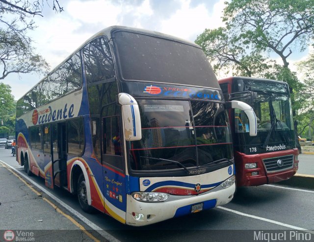 Expresos Occidente 048 por Miguel Pino