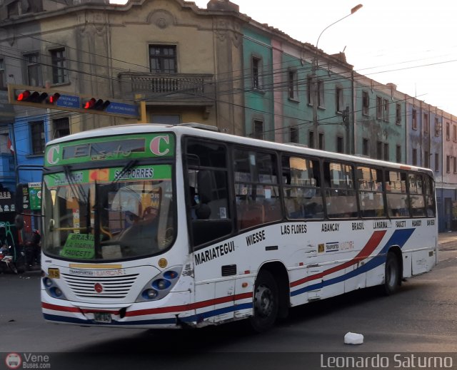 Transportes Huscar S.A. 2110 por Leonardo Saturno