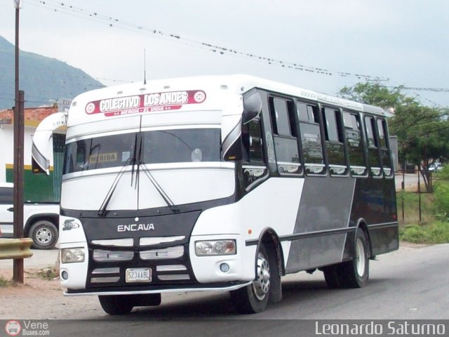 Colectivo Los Andes 35 por Leonardo Saturno