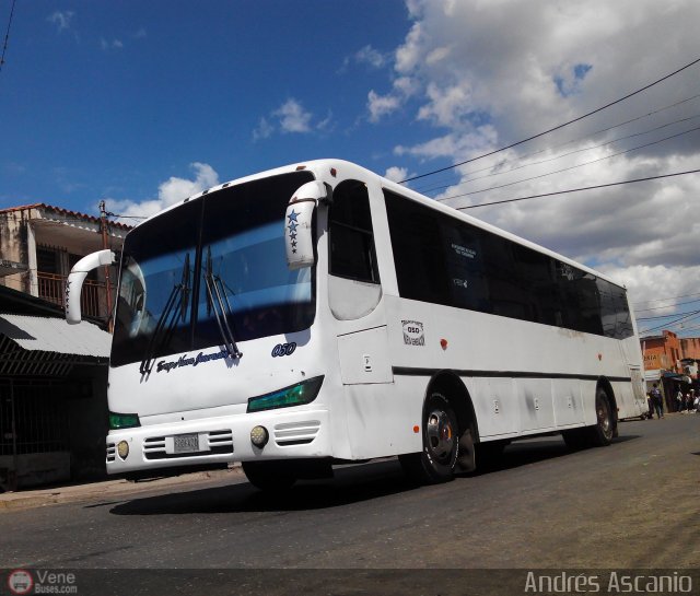 Transporte Nueva Generacin 0050 por Andrs Ascanio