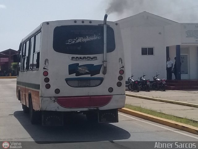 Colectivos 4 Bocas - El Mojn 02 por Abner Sarcos