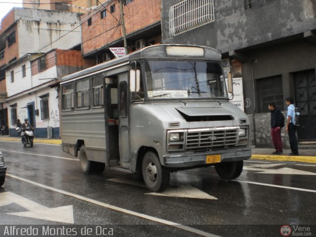 Particular o Transporte de Personal Couttenye por Alfredo Montes de Oca