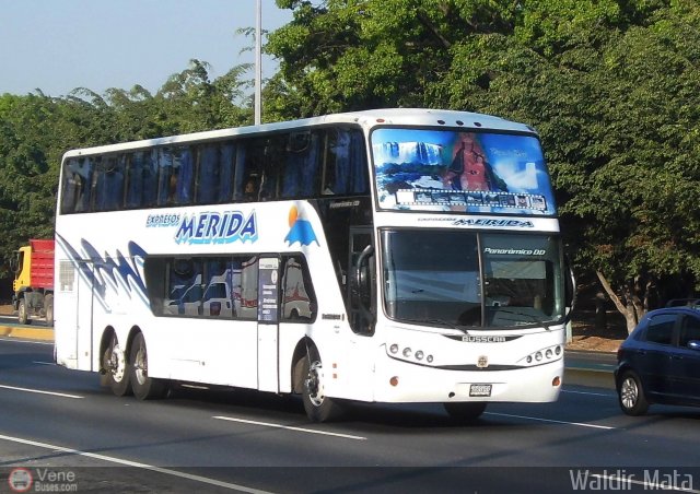 Expresos M�rida 0240 por Waldir Mata