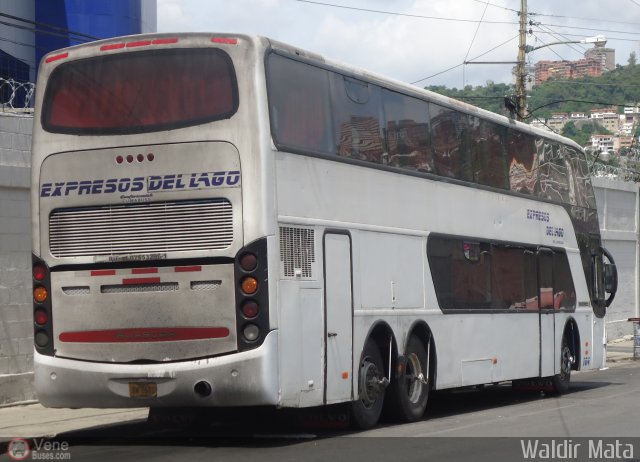 Expresos Del Lago 104 por Waldir Mata
