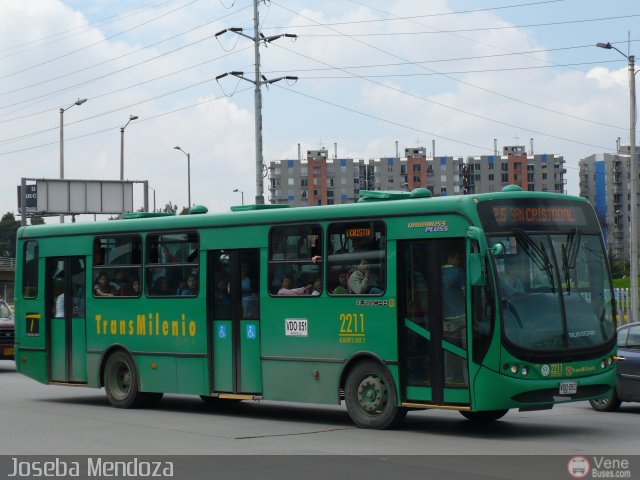 TransMilenio 2211 por Joseba Mendoza