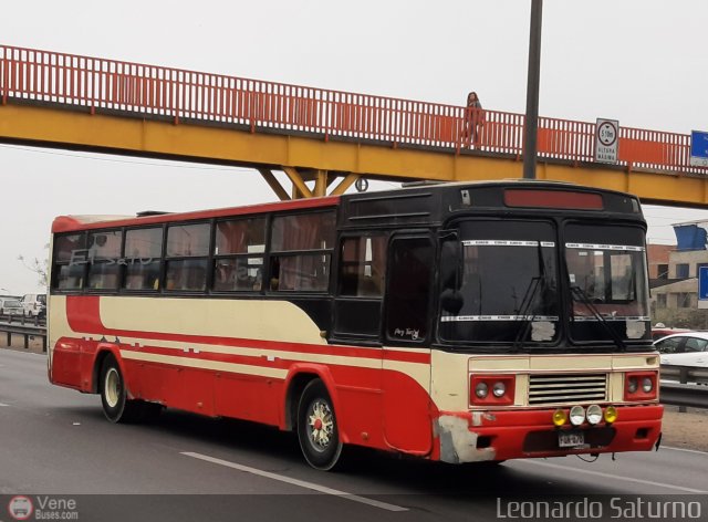 Particular o Transporte de Personal 678 por Leonardo Saturno