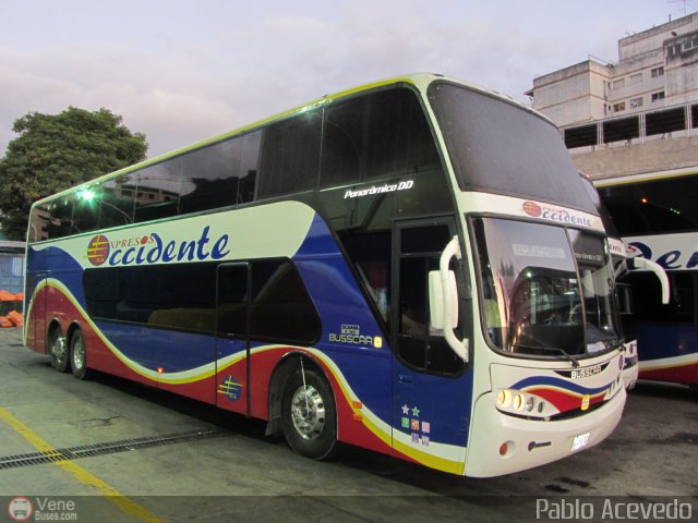 Expresos Occidente 133 por Pablo Acevedo