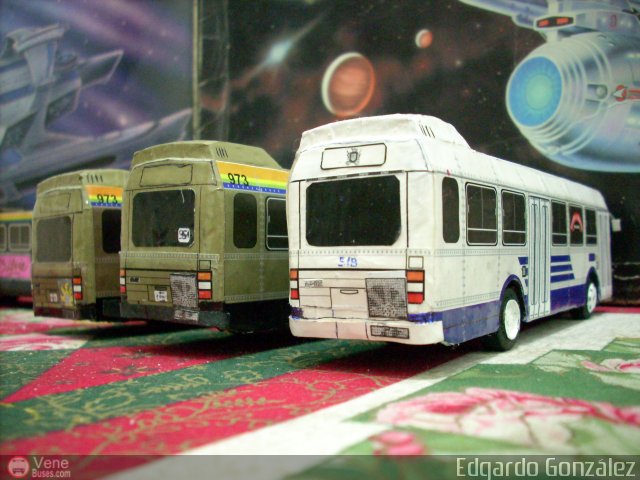 Maquetas y Miniaturas 518 por Edgardo Gonz�lez