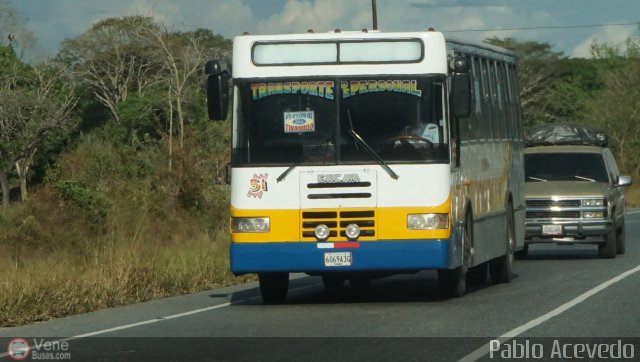 Transporte Privado Siglo 21 C.A. 51 por Pablo Acevedo