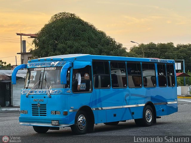 L�nea Los Andes S.C. 068 por Leonardo Saturno