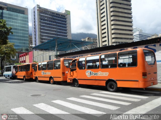 Garajes Paradas y Terminales Chacao por Alberto Bustamante