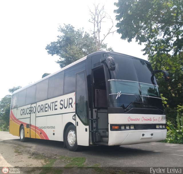 Cruceros Oriente Sur 128 por Eyder Leiva
