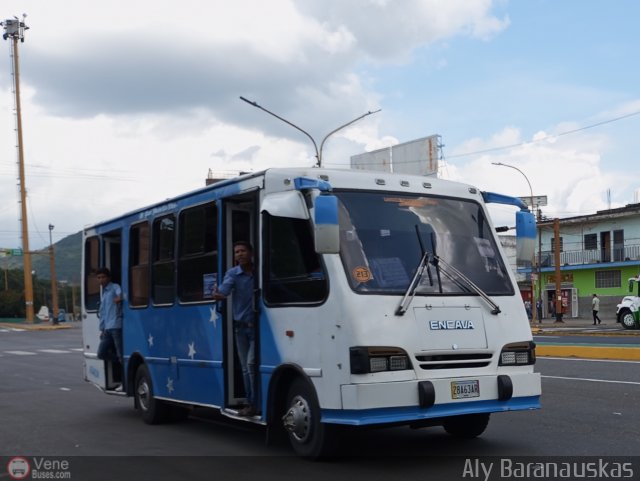 CA - Unin Vivienda Popular Los Guayos 213 por Aly Baranauskas