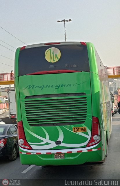 Empresa de Transporte Moquegua Turismo 802 por Leonardo Saturno