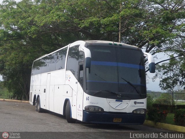 Expresos San Crist�bal 060 por Leonardo Saturno