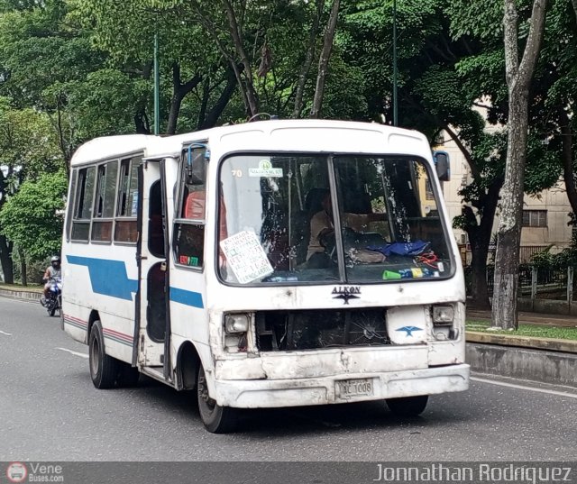 DC - Cooperativa de Transporte Pasajeros del Sur 070 por Jonnathan Rodrguez