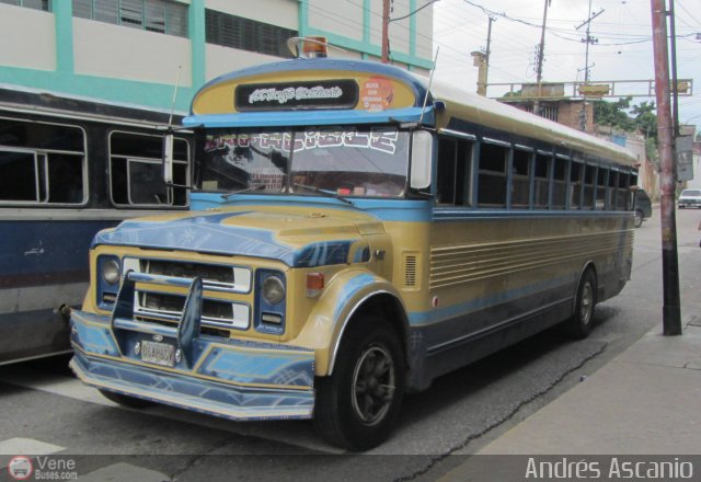 CA - A.C. Transporte Tocuyito Bicentenario 006 por Andrs Ascanio