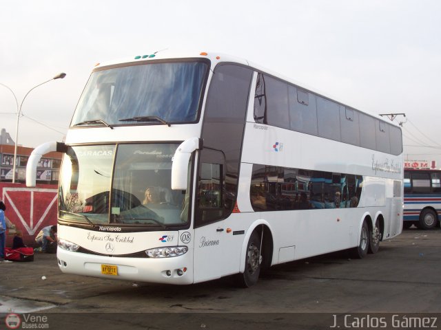 Expresos San Crist�bal 008 por J. Carlos G�mez