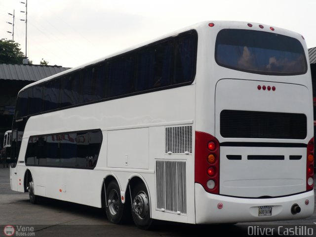 Particular o Desconocido 378 por Oliver Castillo