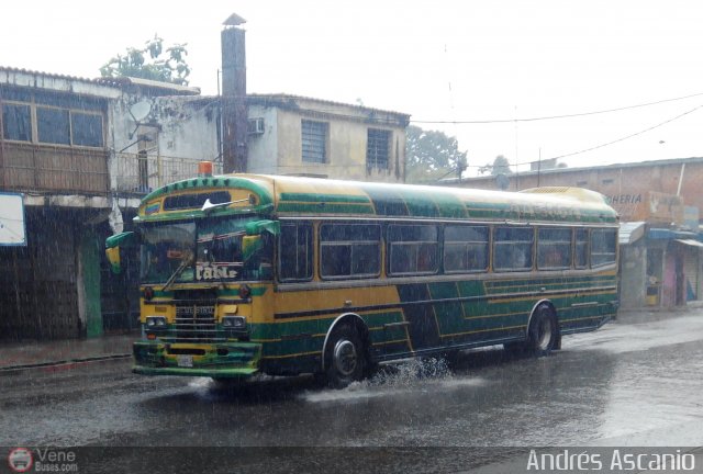 Cooperativa Carlos Arvelo 57 por Andrs Ascanio