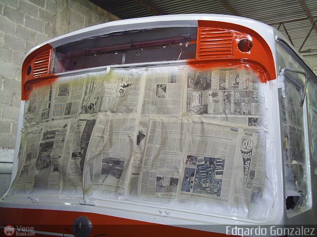 DC - Autobuses de Antimano 054 por Edgardo Gonz�lez