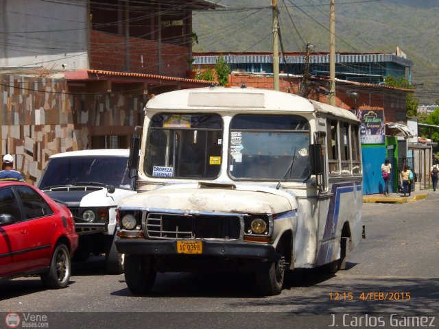 MI - L�nea Terepaima 98 por J. Carlos G�mez