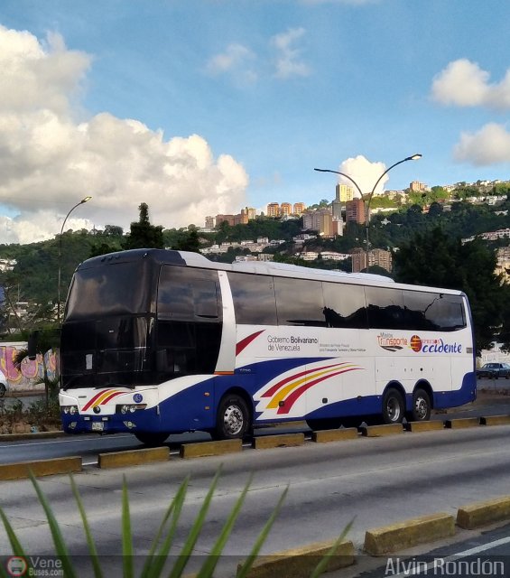 Expresos Occidente 165 por Alvin Rond�n